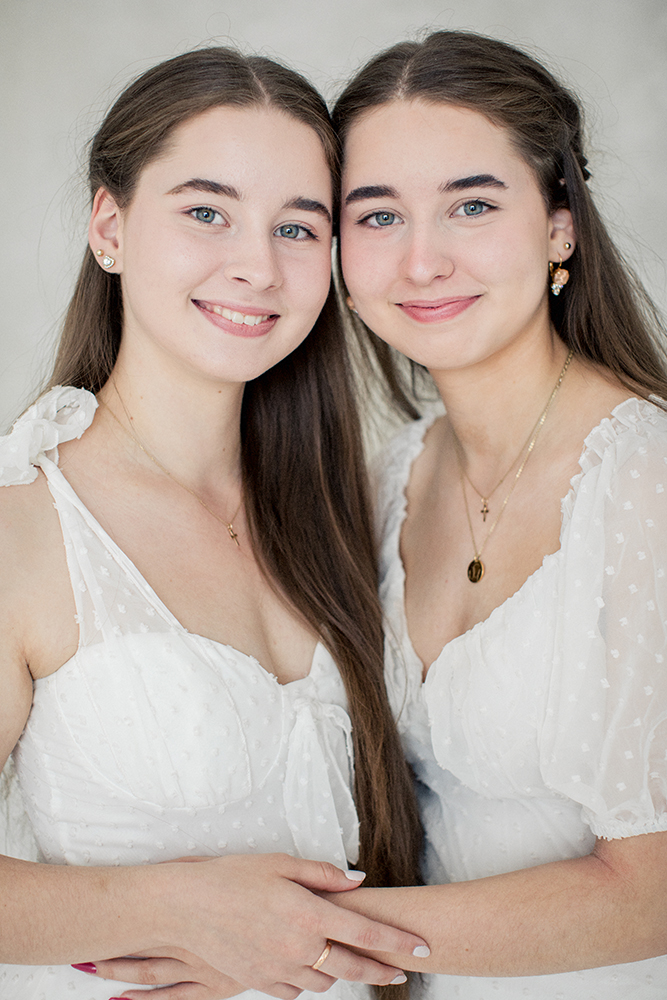 Magdalena Bäckman Porträttfotografi Markaryd Studentfoto systrar